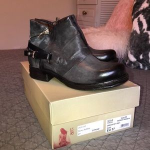 A.S. 98 Steve-Nebbia booties